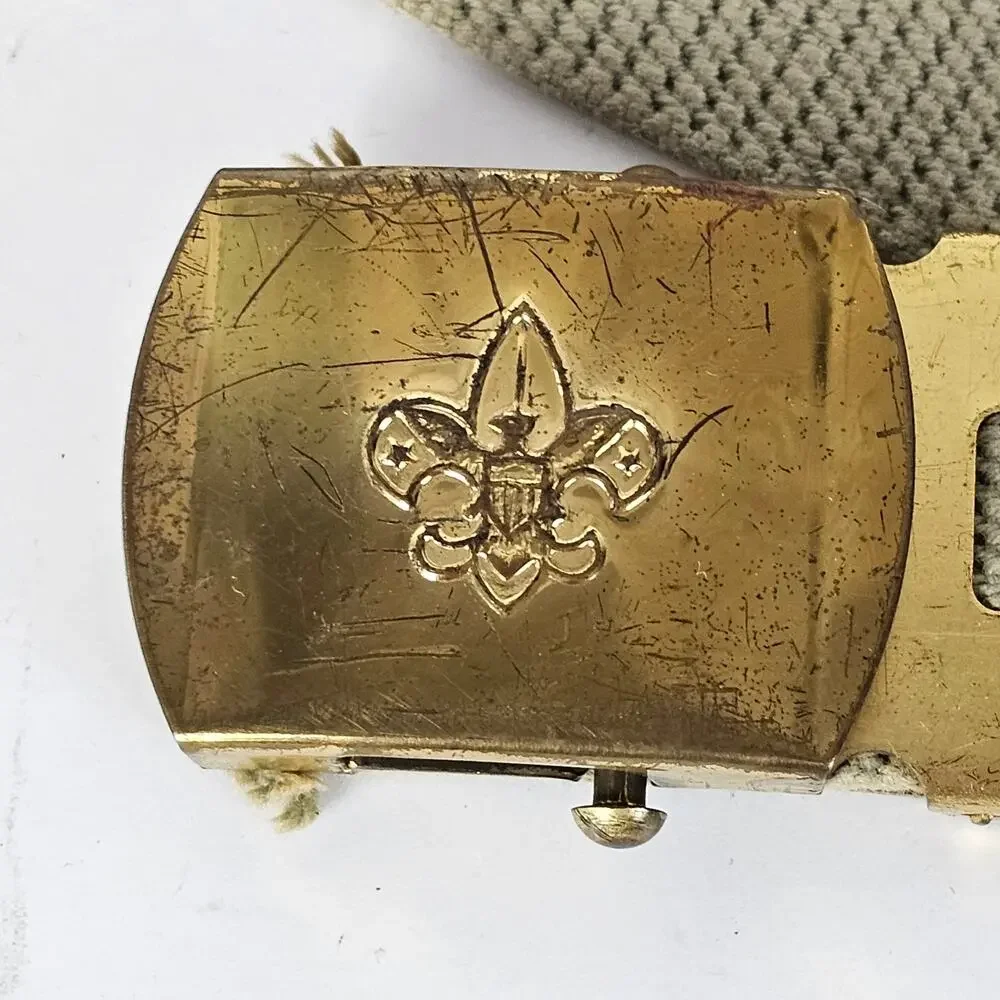 Vintage beige Boy Scout belt and buckle
